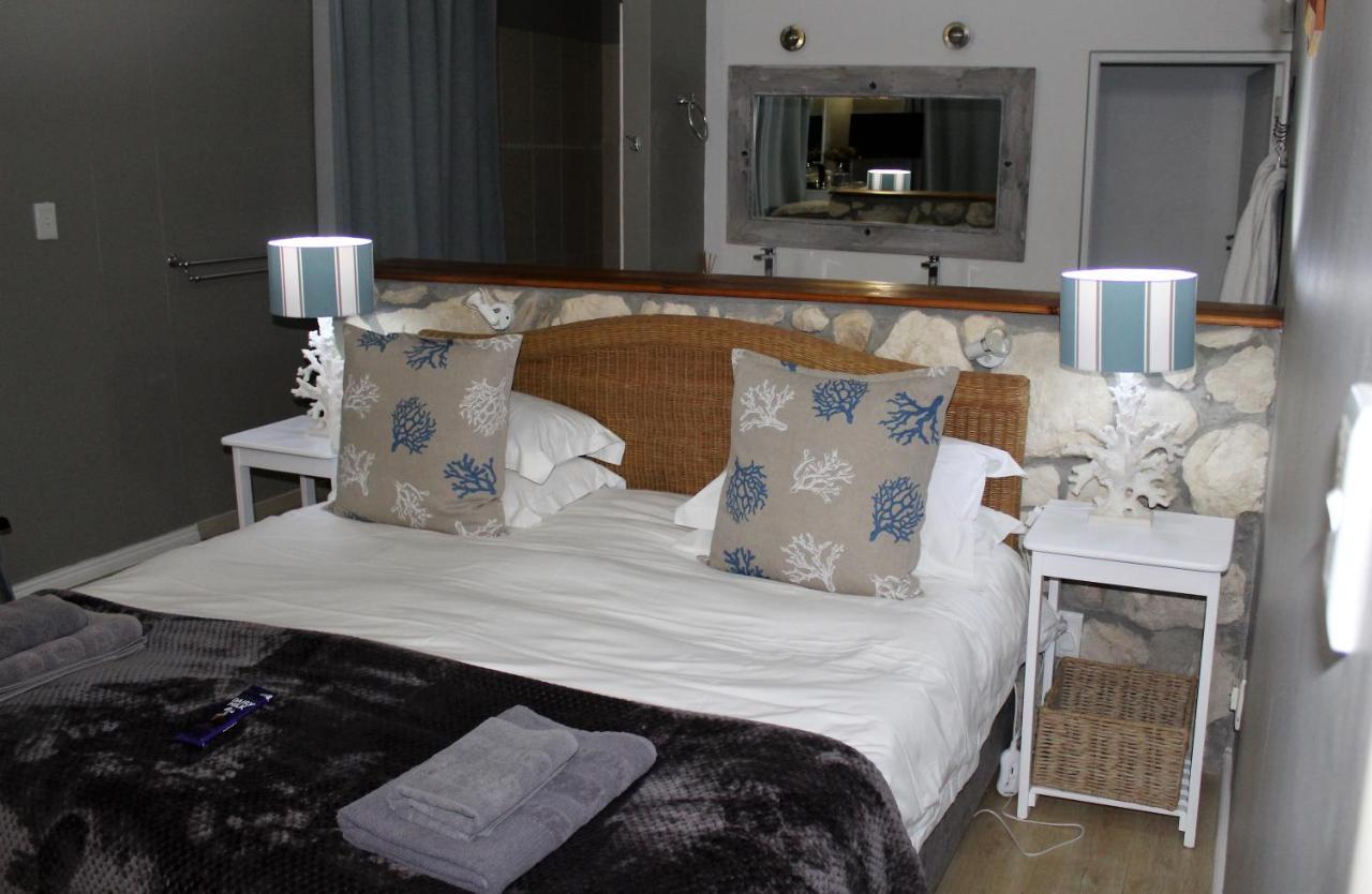 เคลนซี โอเชียนฟรอนท์ เกสต์ เฮาส์ Hotel คานสบาย ภายนอก รูปภาพ
